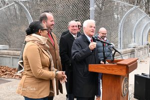 FenceAnnouncementFoloUp_Blaich5396